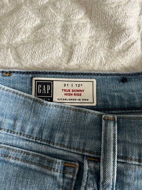 GAP Light Wash True Skinny Jeans